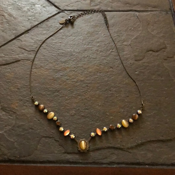 Fashion necklace with various stones - Picture 3 of 3